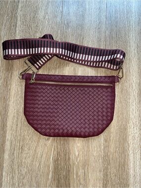 Woven Crossbody Bag - Burgundy